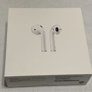Apple White AirPods Gen 2 Wireless Headset
